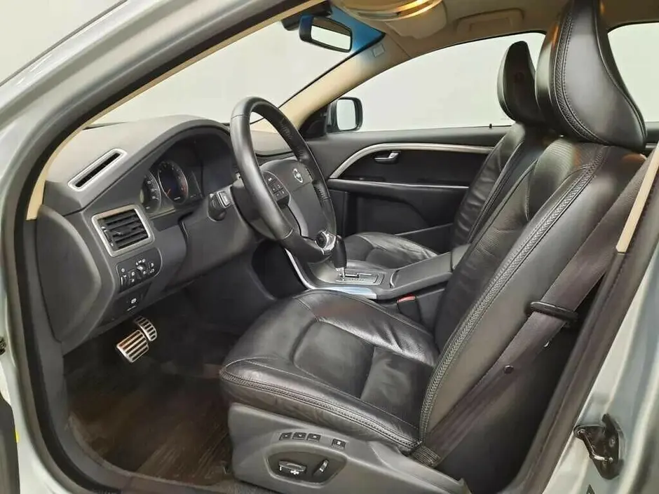 «Авто на Неве»