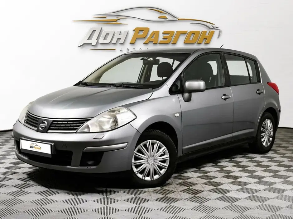 Nissan Tiida, 2010 г.