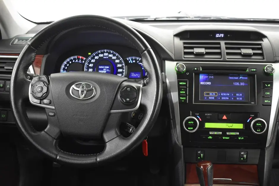 «Авто на Неве»