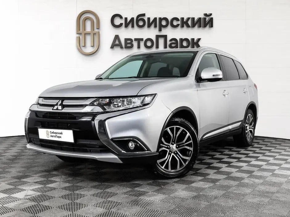 Mitsubishi Outlander, 2016 г.