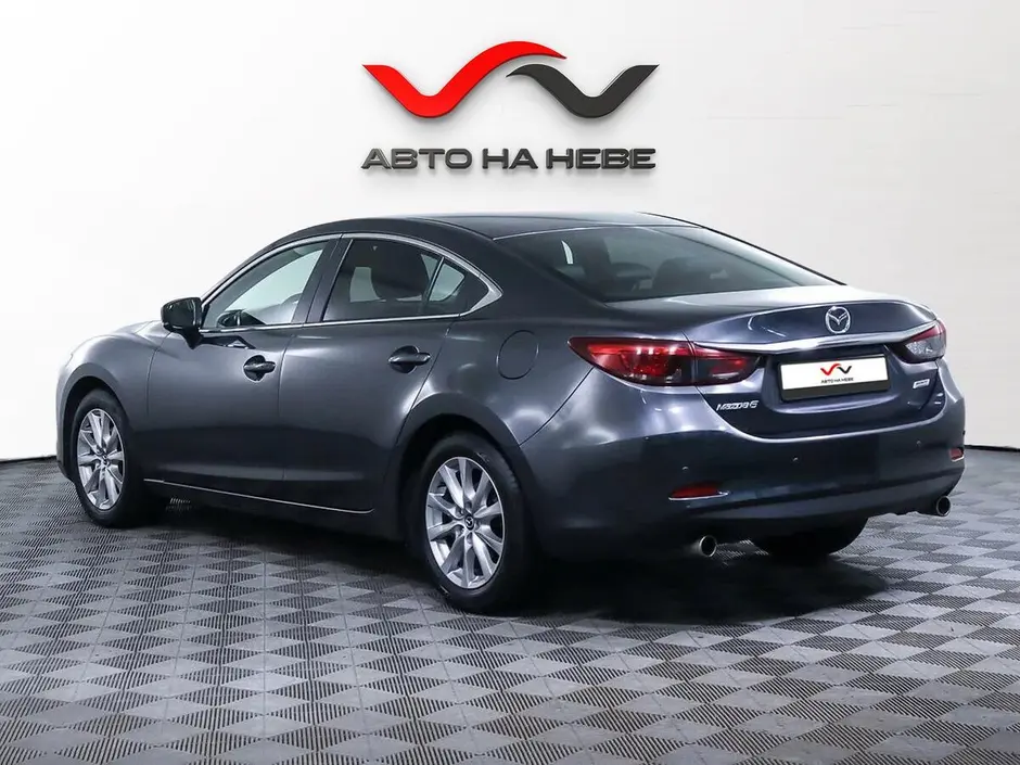 «Авто на Неве»