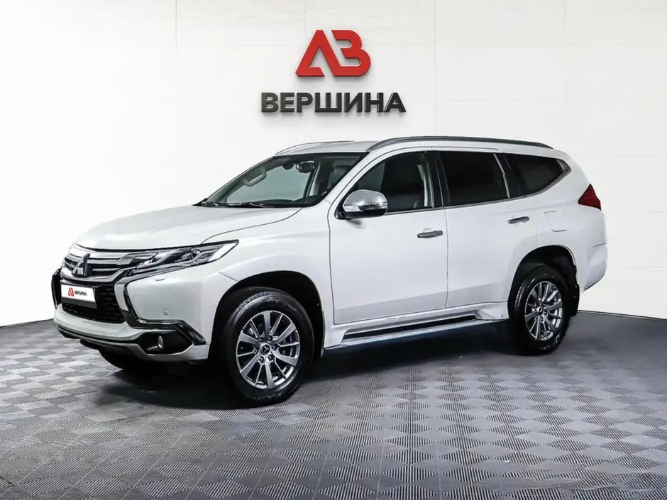 Mitsubishi Pajero Sport, 2017 г.