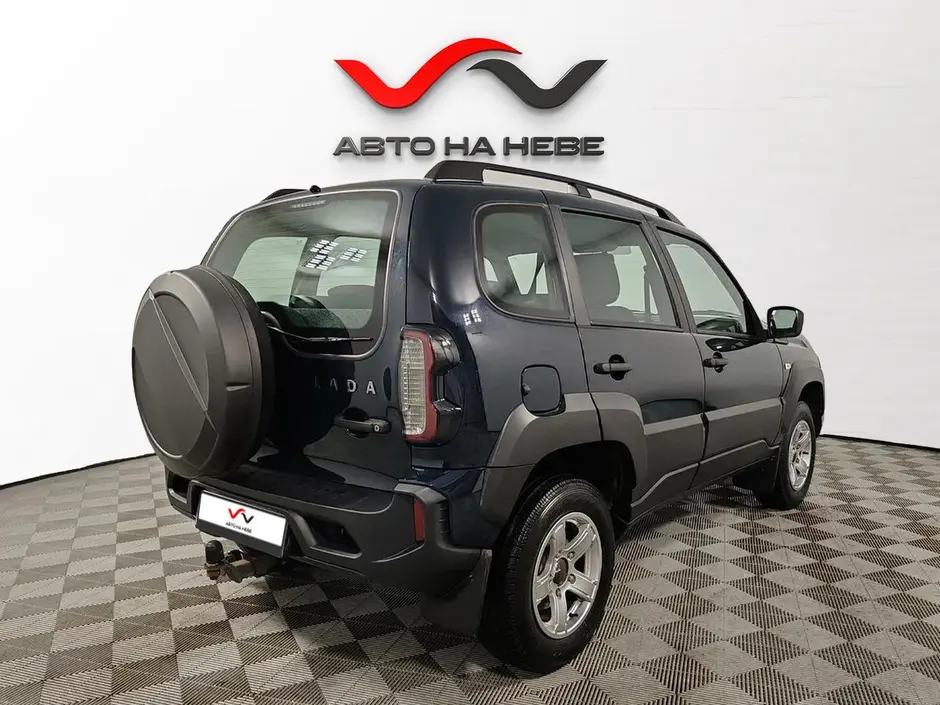 «Авто на Неве»