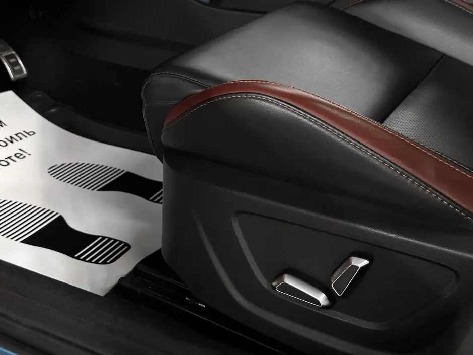 «Авто на Неве»