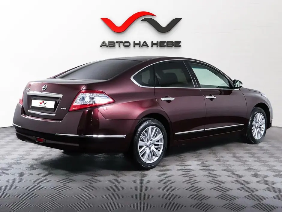 «Авто на Неве»