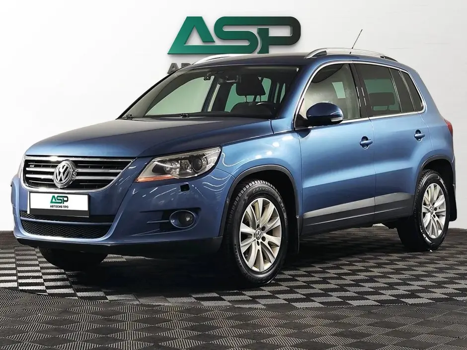 Volkswagen Tiguan, 2010 г.