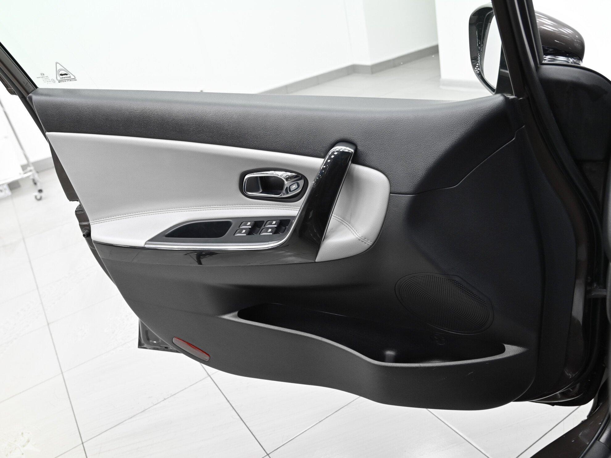 фото автомобиля 7