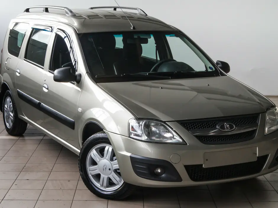 «Авто на Неве»