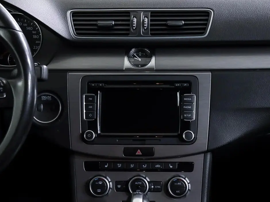 «Авто на Неве»