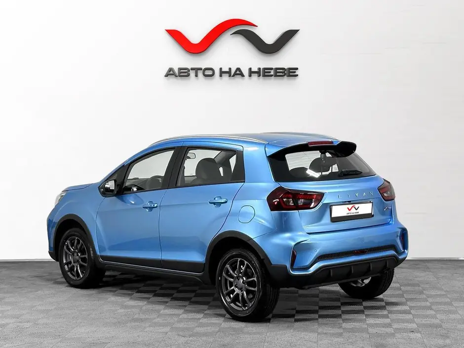 «Авто на Неве»