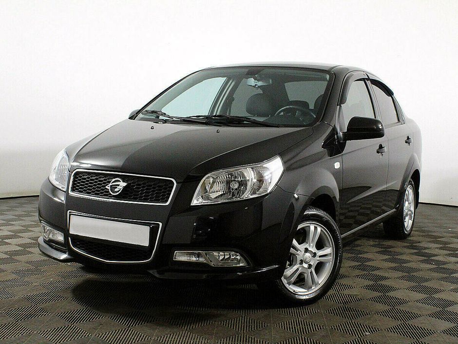 Сравнение Ravon Nexia R3 и Hyundai Accent в отзывах владельцев