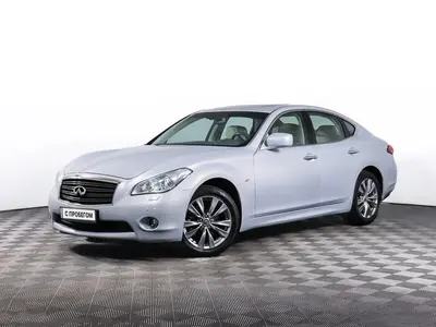 Infiniti M