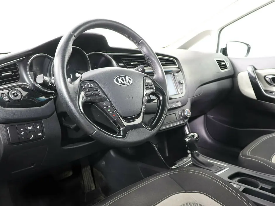 «Авто на Неве»