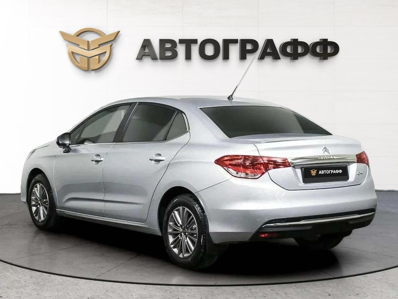 фото автомобиля 3