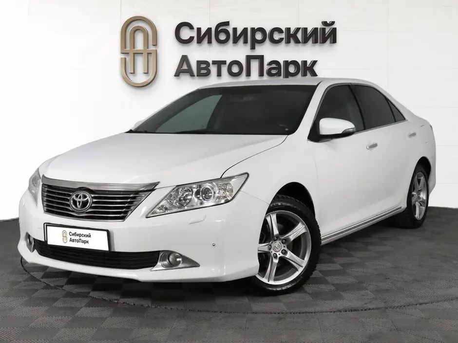 Toyota Camry, 2013 г.