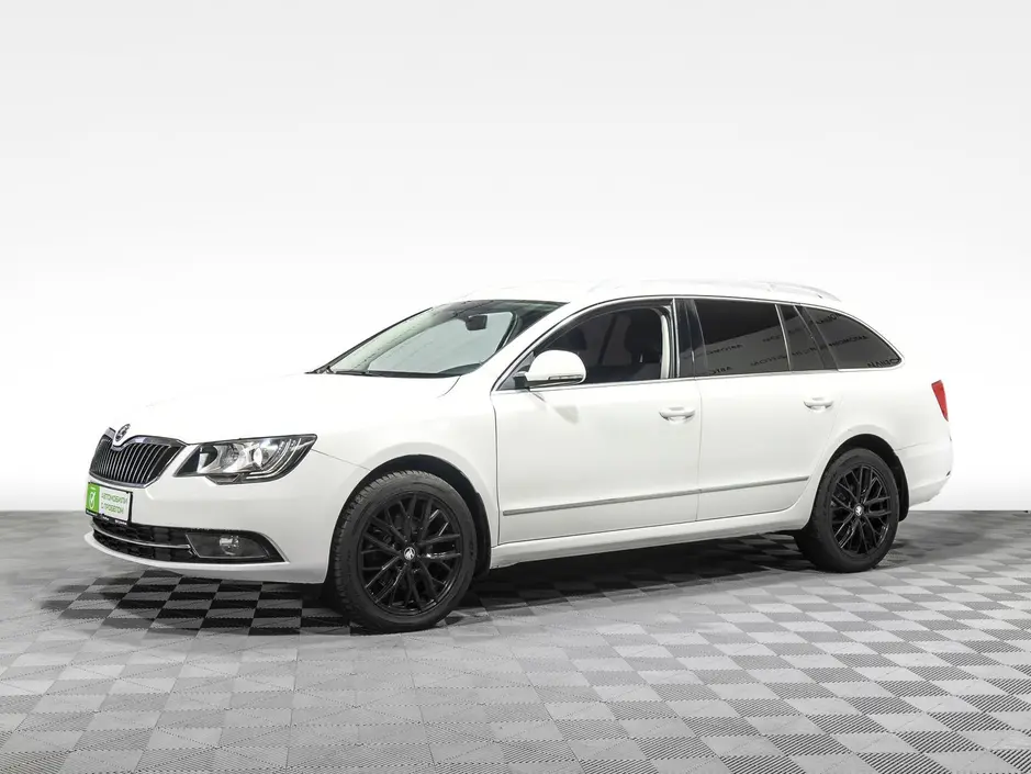 «Авто на Неве»