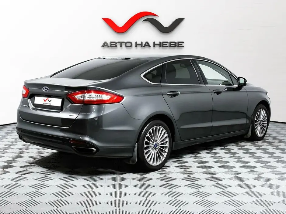 «Авто на Неве»