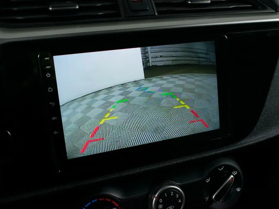 «Авто на Неве»