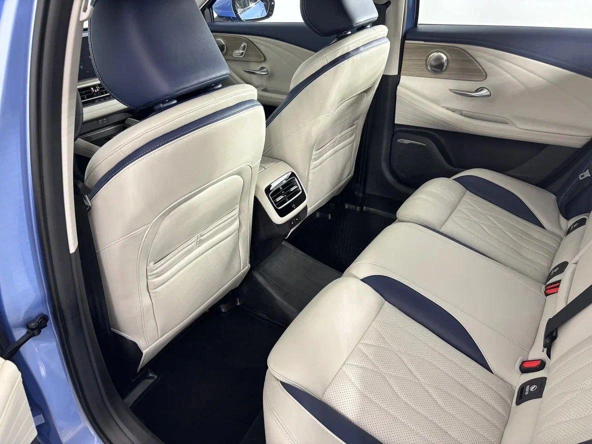 фото автомобиля 11
