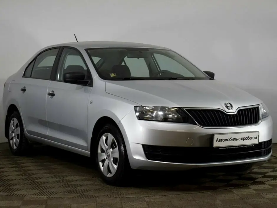 «Авто на Неве»