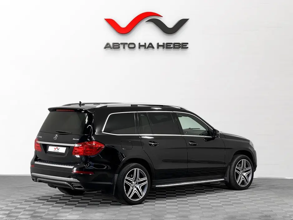 «Авто на Неве»