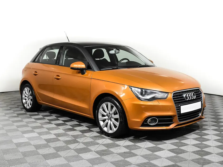 «Авто на Неве»