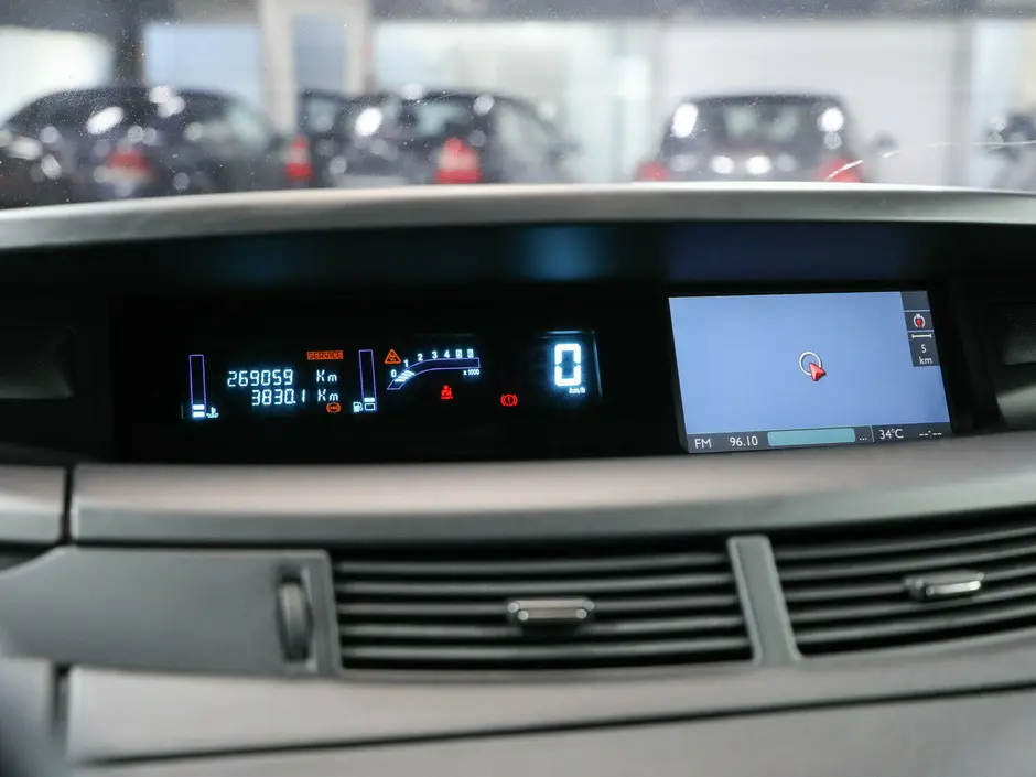 «Авто на Неве»