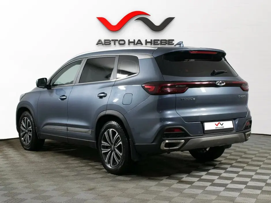 «Авто на Неве»