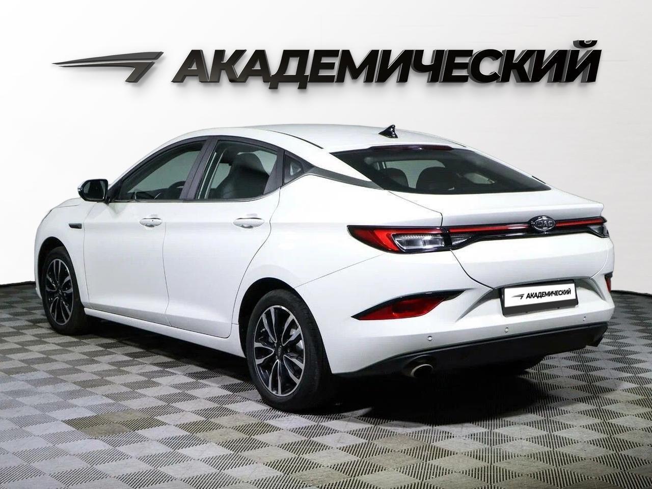 фото автомобиля 3