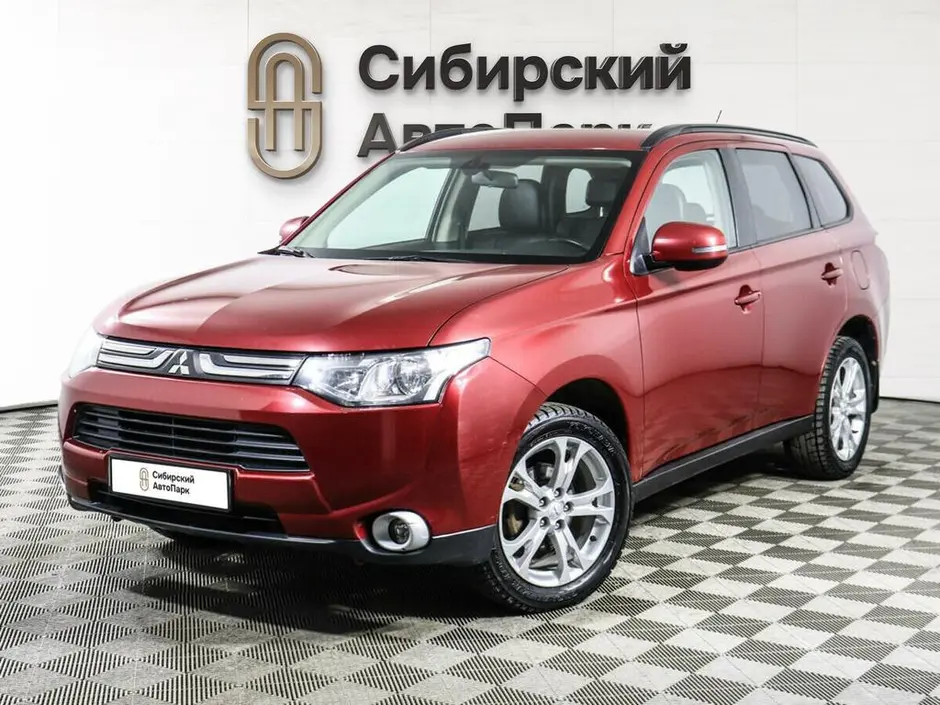 Mitsubishi Outlander, 2014 г.