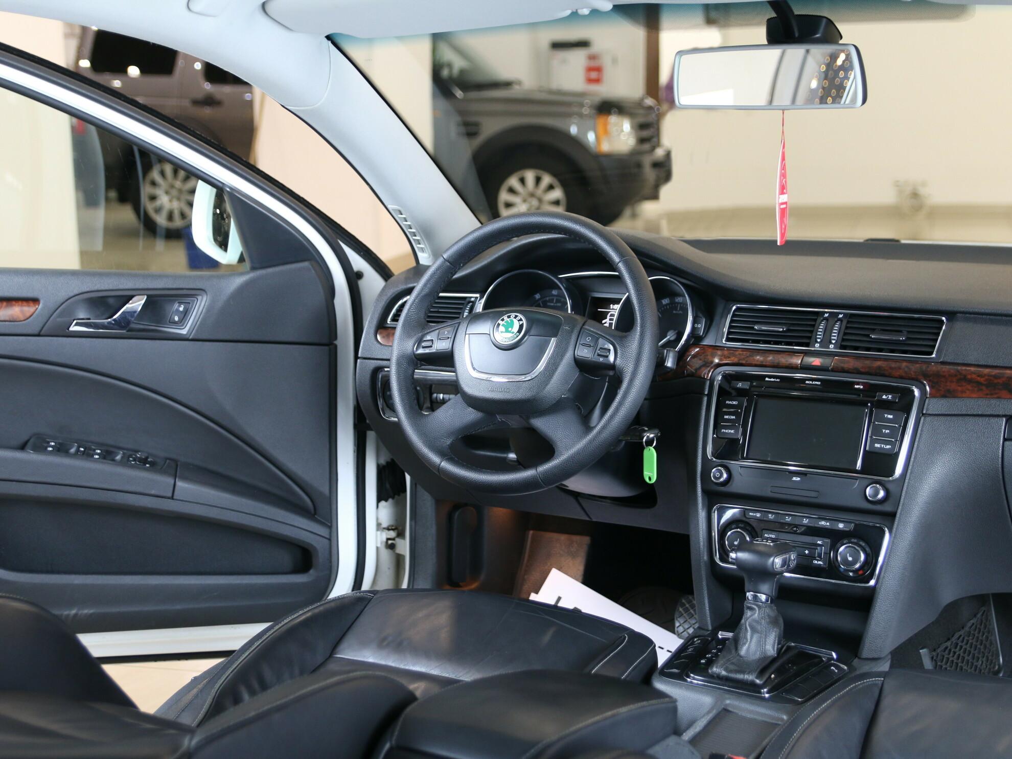 фото автомобиля 8