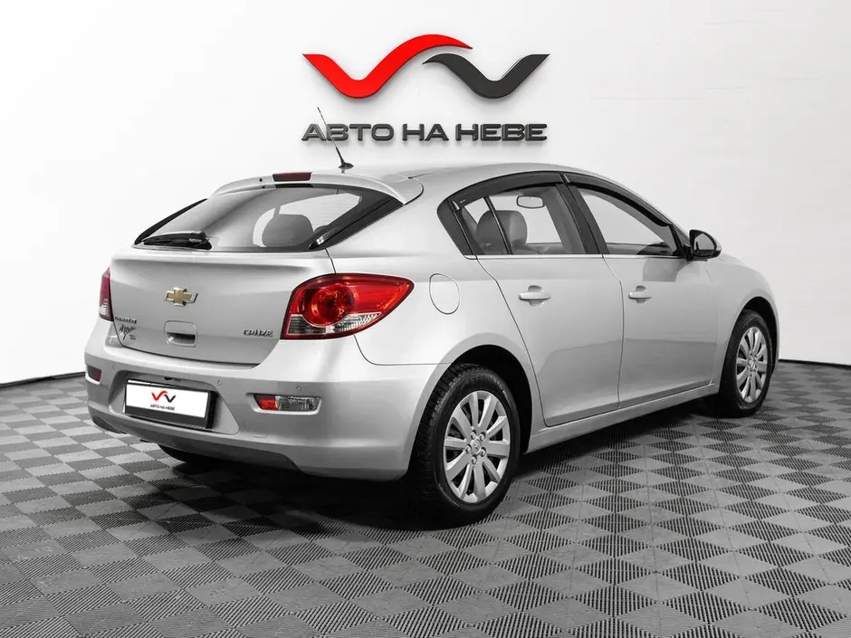 «Авто на Неве»