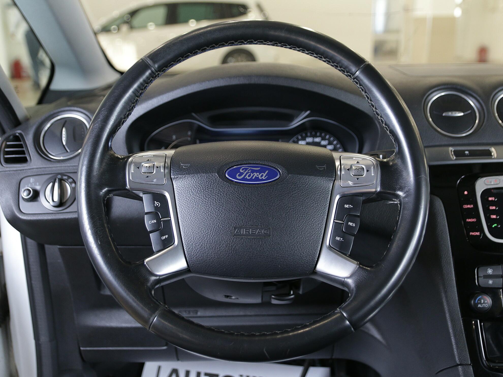 фото автомобиля 11
