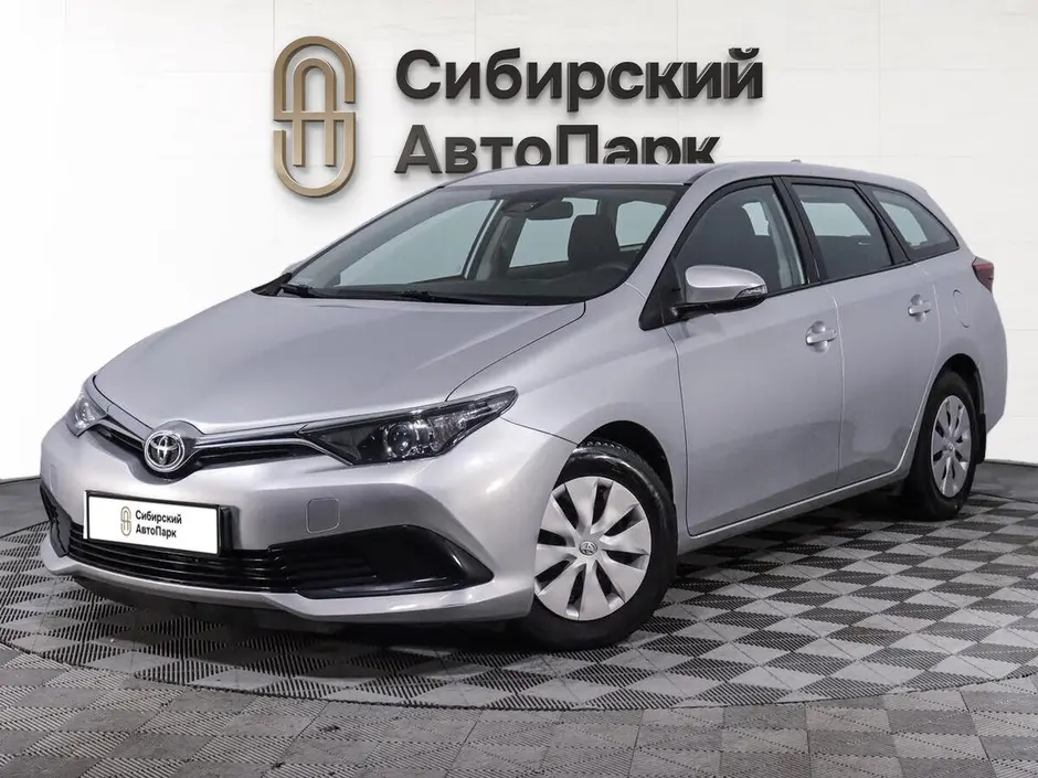 Toyota Auris, 2018 г.