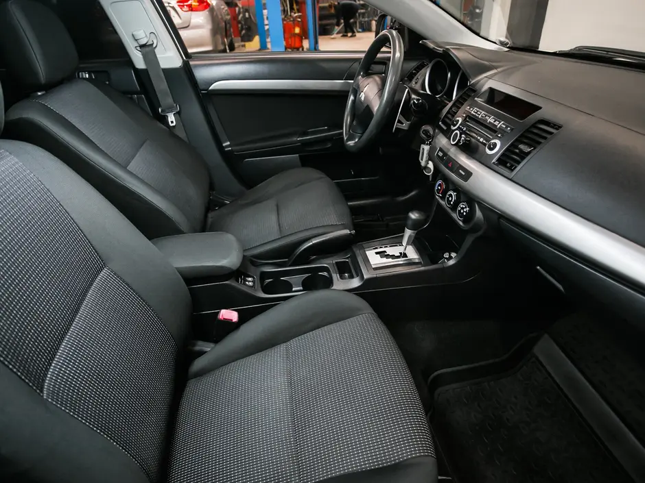 «Авто на Неве»