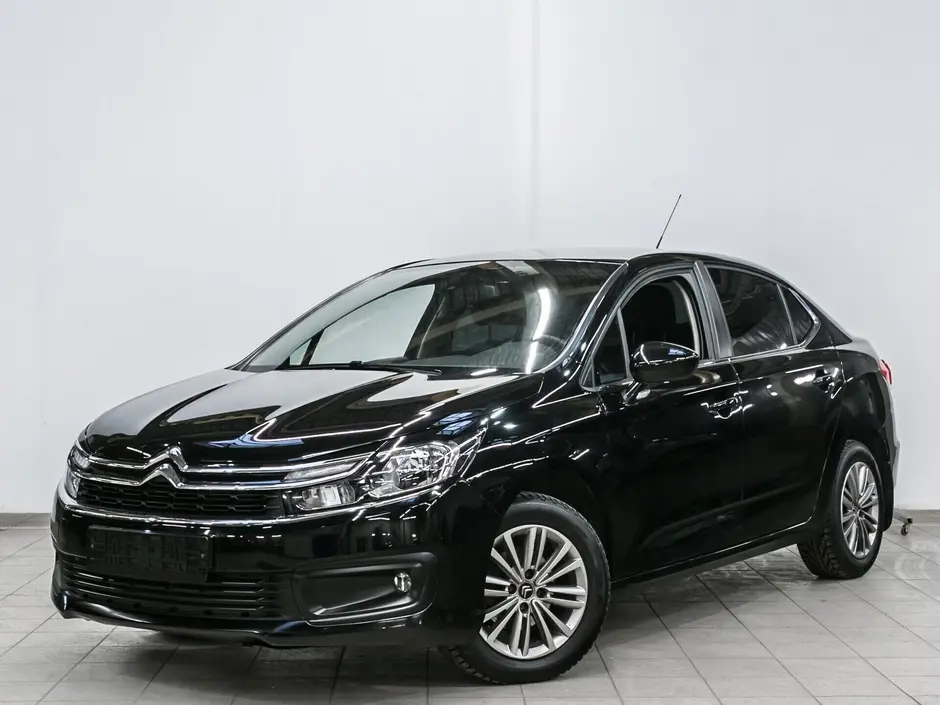 «Авто на Неве»