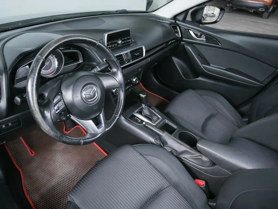 «Авто на Неве»