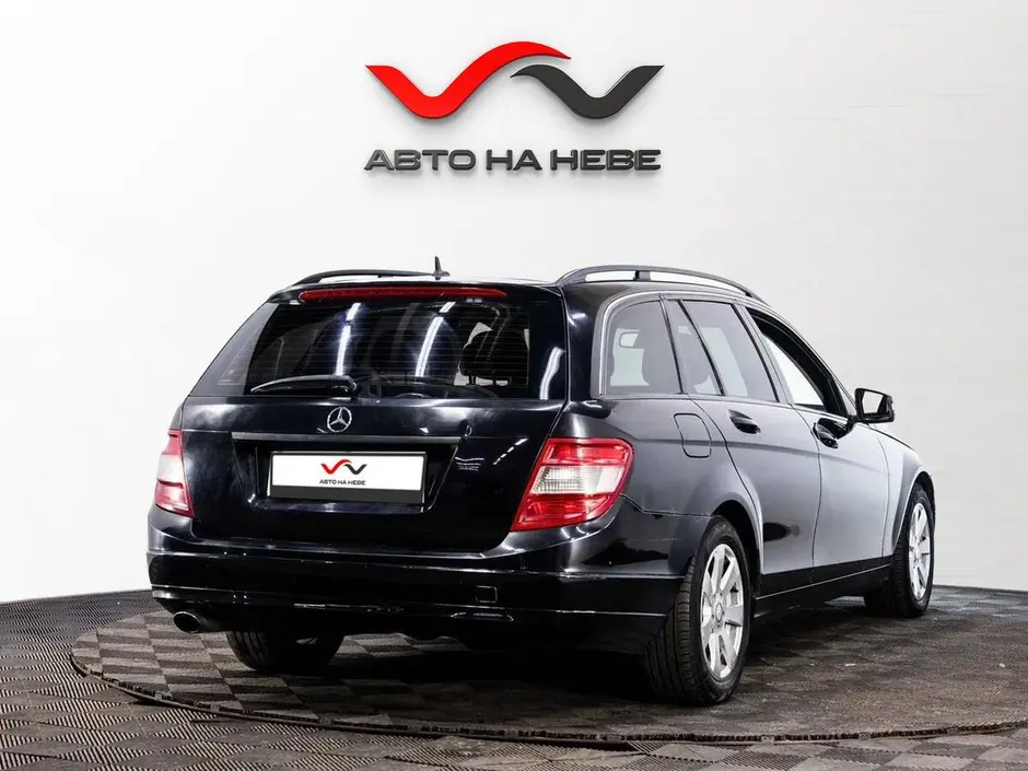 «Авто на Неве»