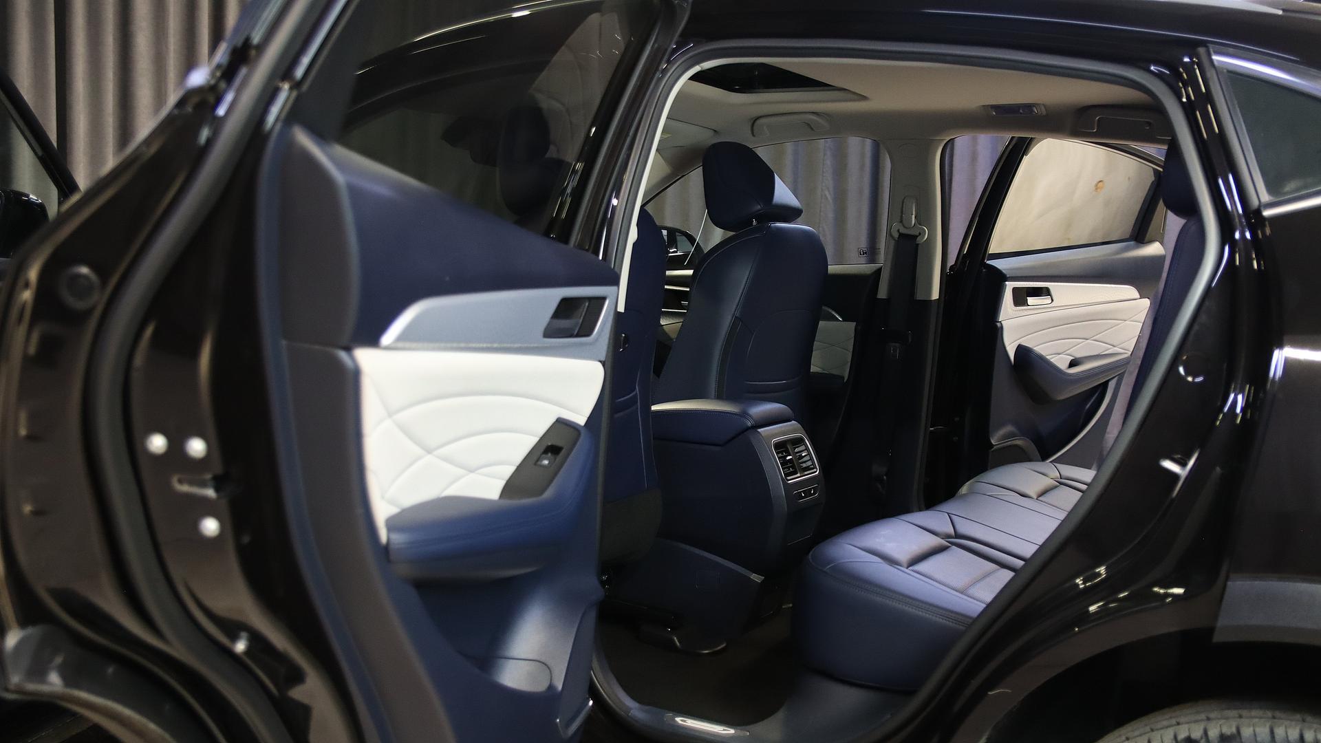 фото автомобиля 7