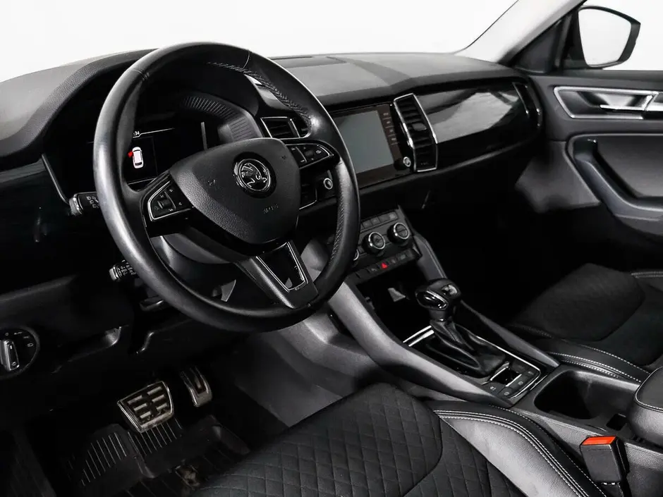 «Авто на Неве»