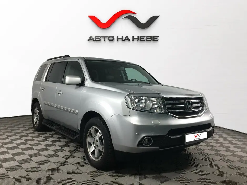 «Авто на Неве»
