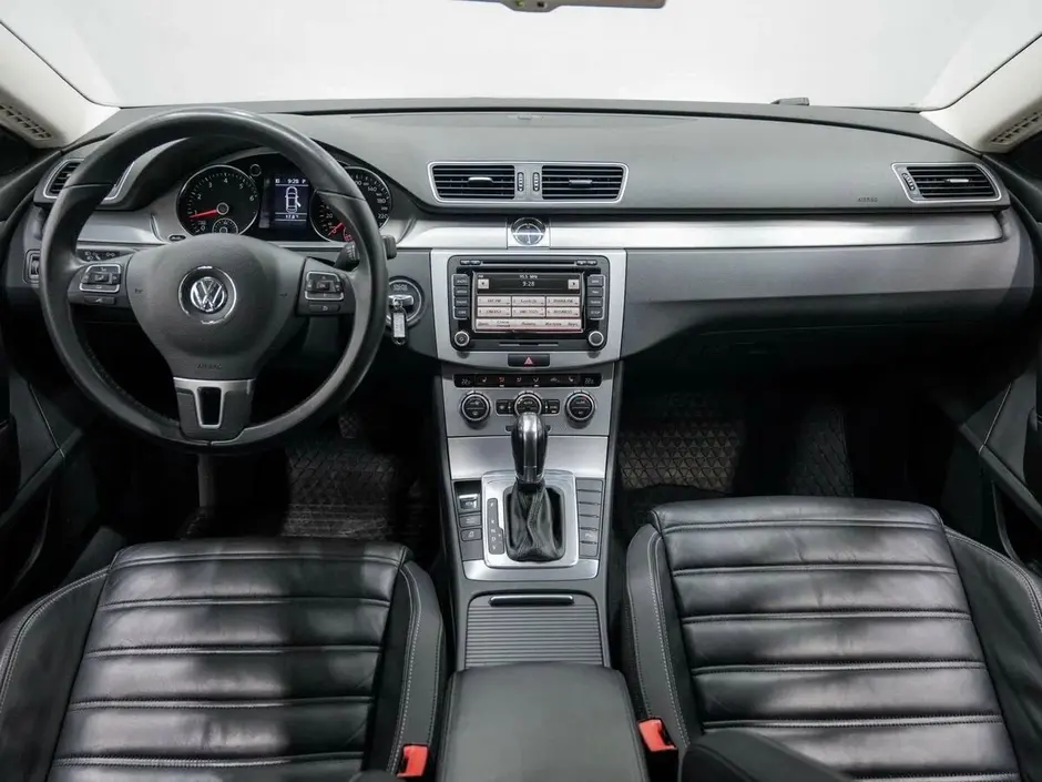 «Авто на Неве»