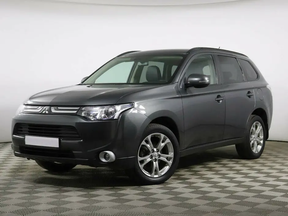 Mitsubishi Outlander, 2014 г.