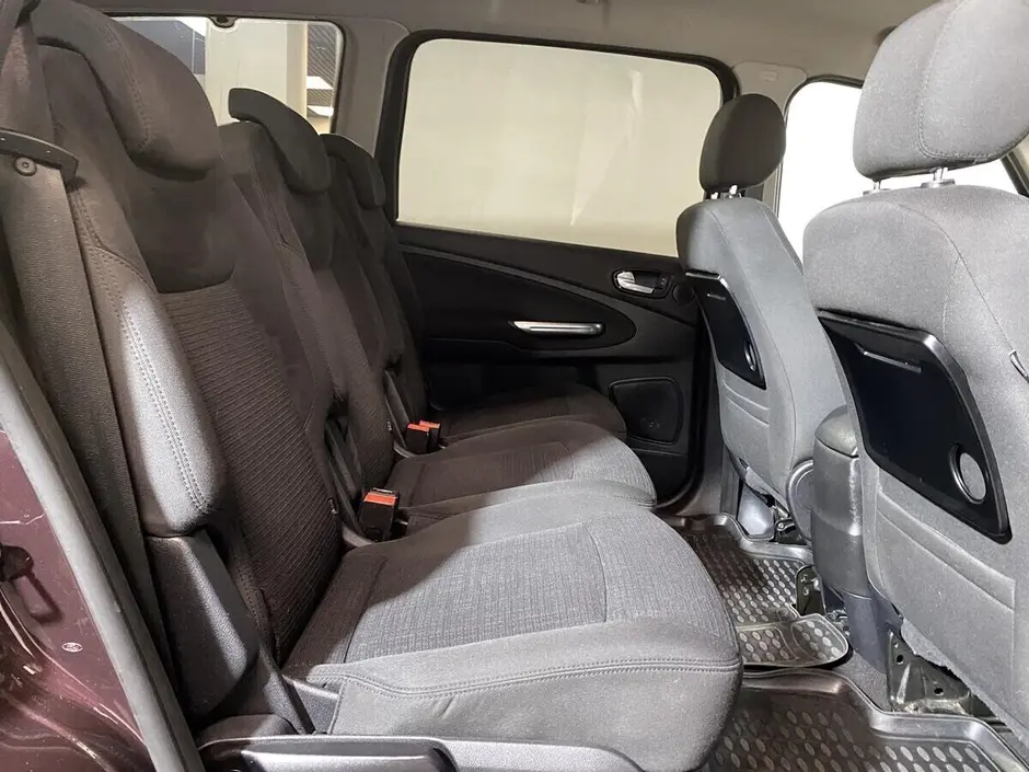 «Авто на Неве»