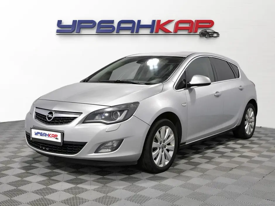 Opel Astra, 2011 г.