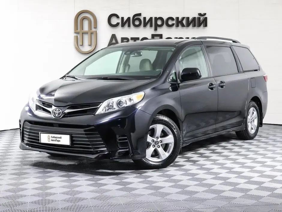 Toyota Sienna, 2018 г.