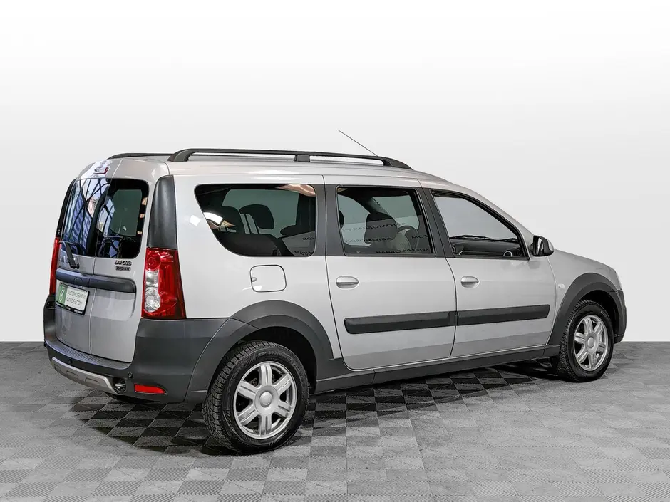 «Авто на Неве»