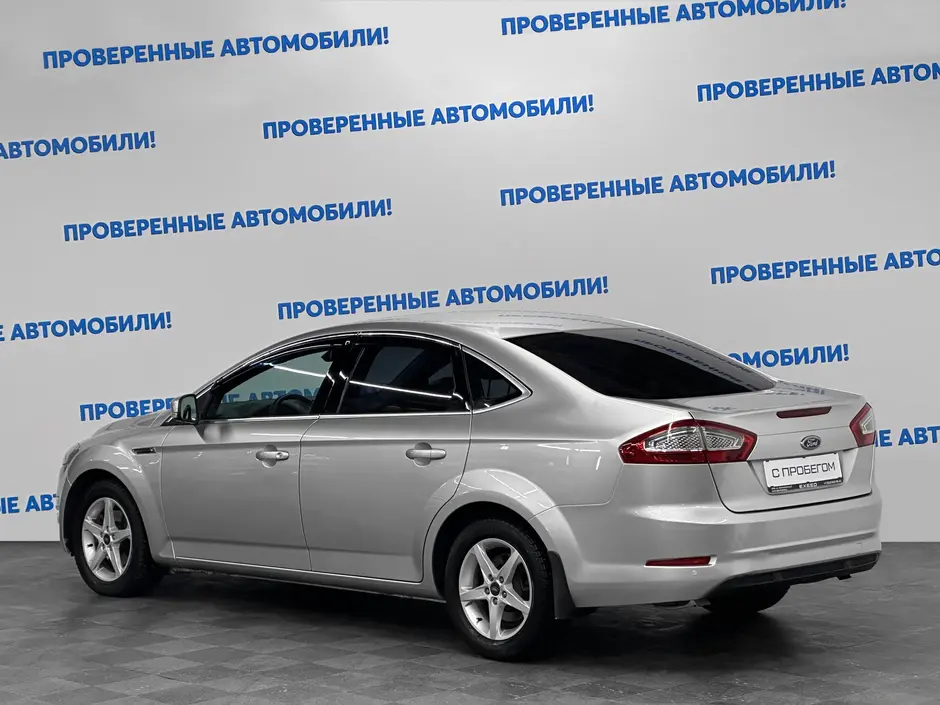 «Авто на Неве»