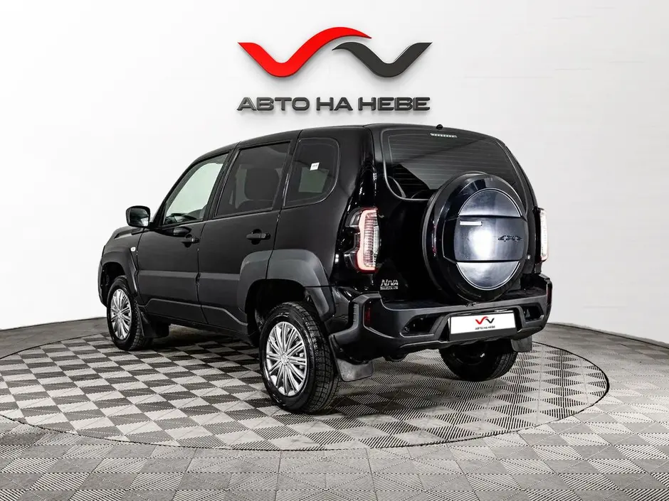 «Авто на Неве»