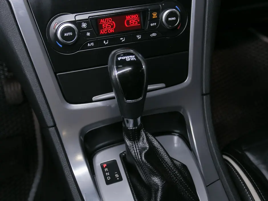 «Авто на Неве»